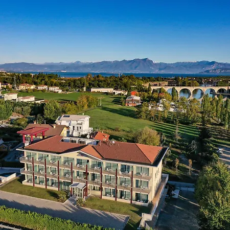 Hotel Rivus