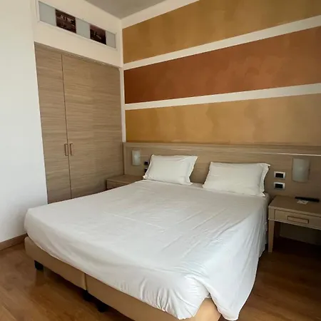 Rivus Hotel 3*