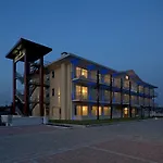 Rivus Hotel