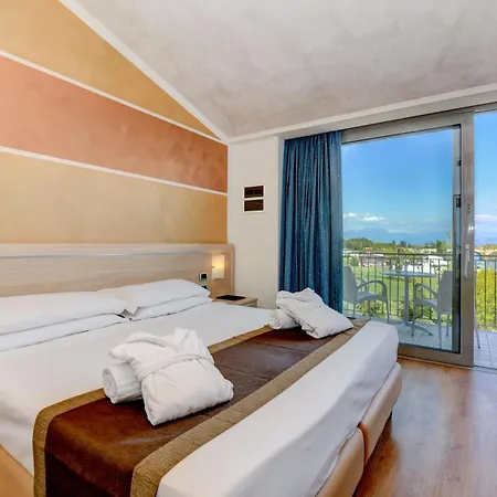 Rivus ペスキエーラ・デル・ガルダ