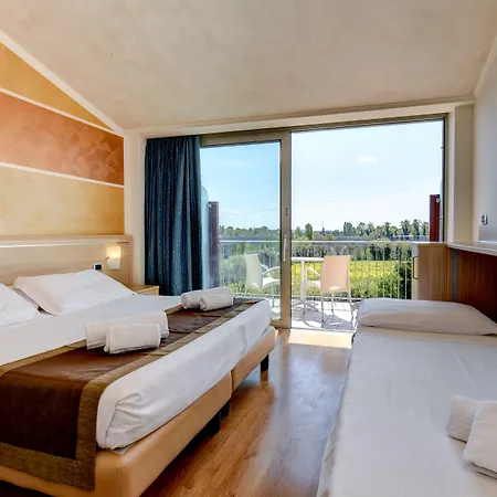 Rivus 3* ペスキエーラ・デル・ガルダ