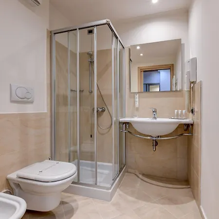 Rivus ホテル ペスキエーラ・デル・ガルダ