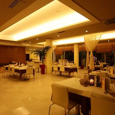 Hotel Rivus