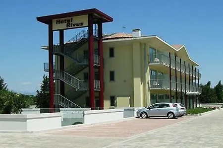 Hotel Rivus