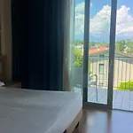 里乌斯酒店 3* 佩斯基耶拉德加达